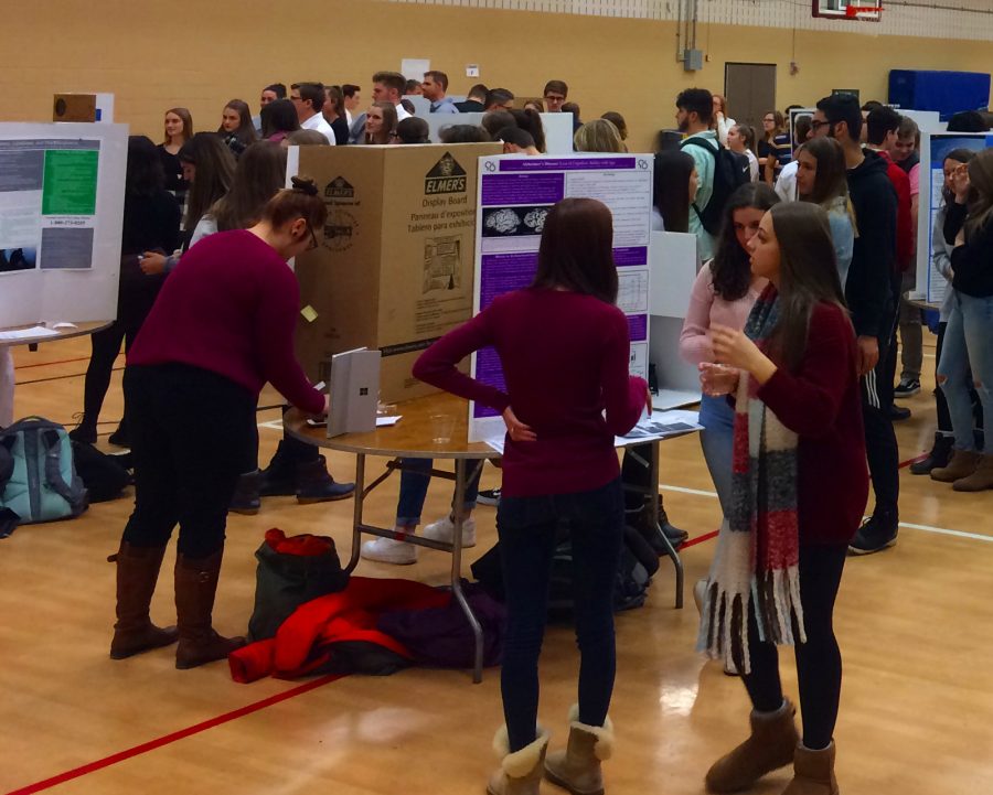 Many+learning+community+students+created+posters+to+display+their+research.+%28Photo+by+Evan+Bourtis%29