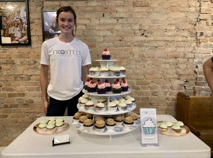 Angelea+Collins+is+not+only+a+full+time+business+management+major+and+president+of+the+Entrepreneurship+Club%2C+she+is+also+the+CEO+of+Frosted+%E2%80%94+a+cupcake+business+that+provides+homemade%2C+all-natural+cupcakes+to+the+community.%C2%A0%28Photo+provided%29
